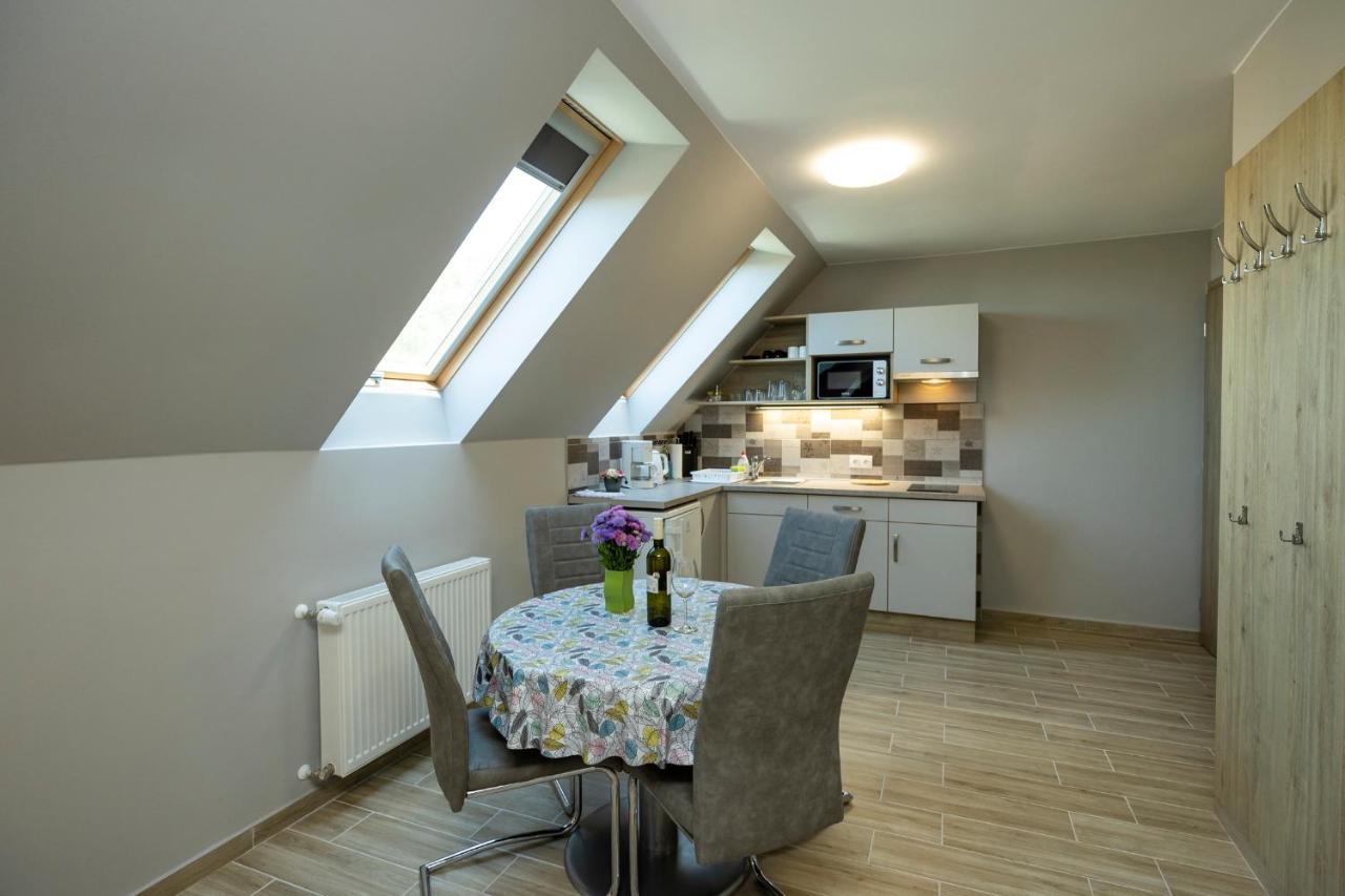 Star Apartman Эгер Экстерьер фото